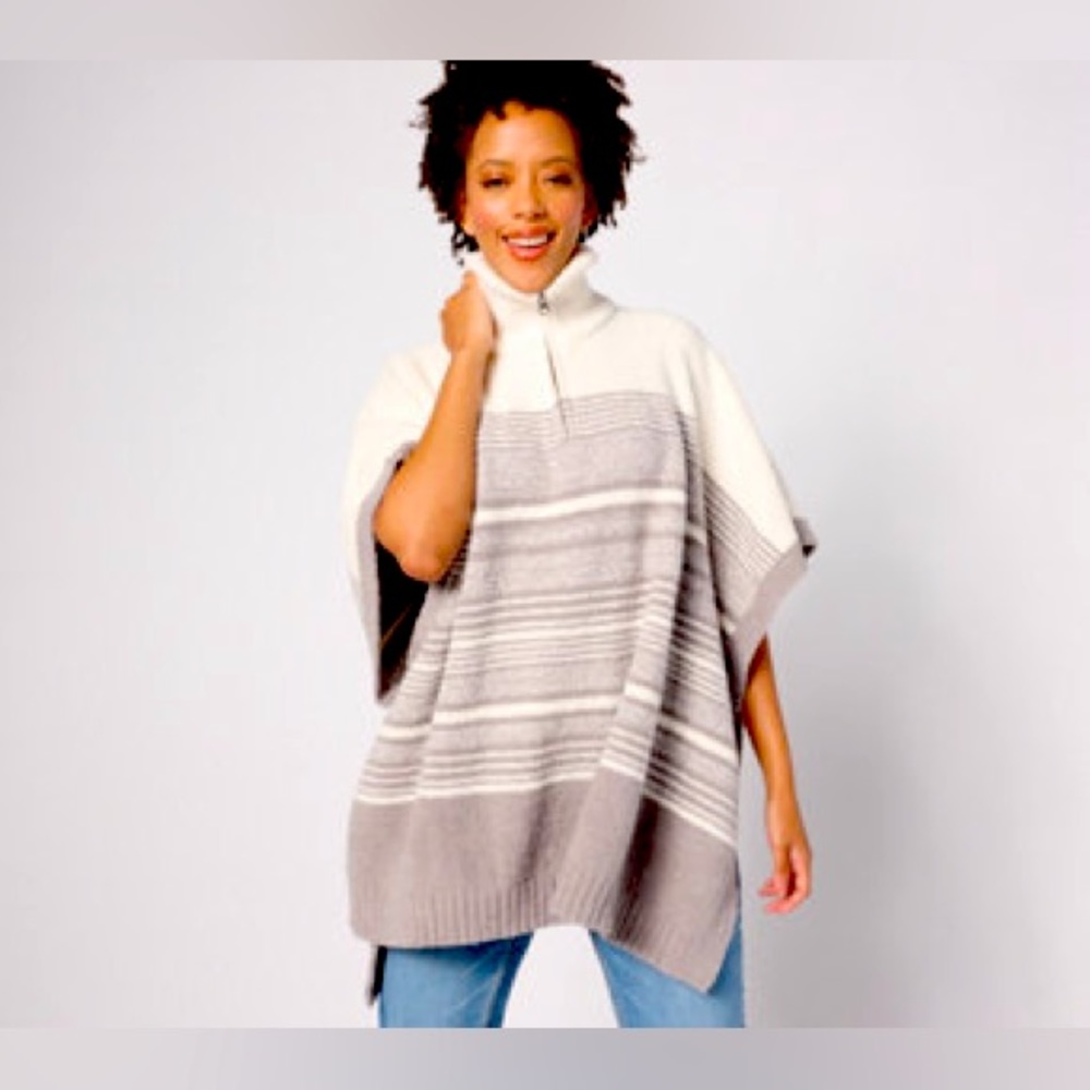 Barefoot Dreams CozyChic Striped Poncho Womens One Size BRAND NEW WITHOUT TAGS